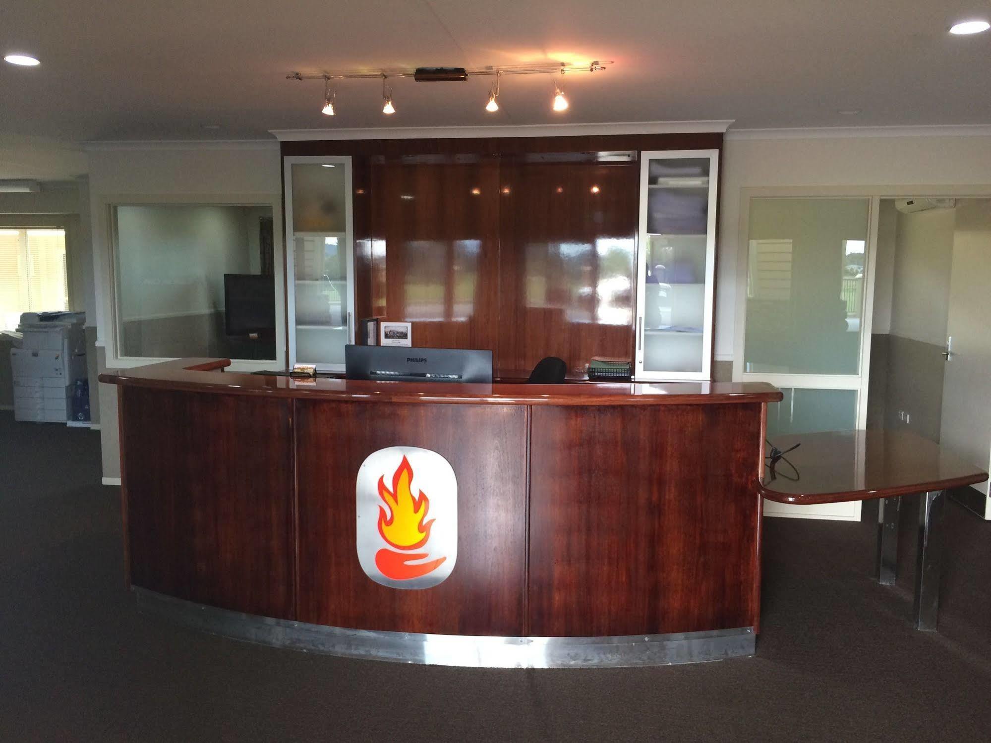 Bruce Pulman Lodge Papakura Exterior foto